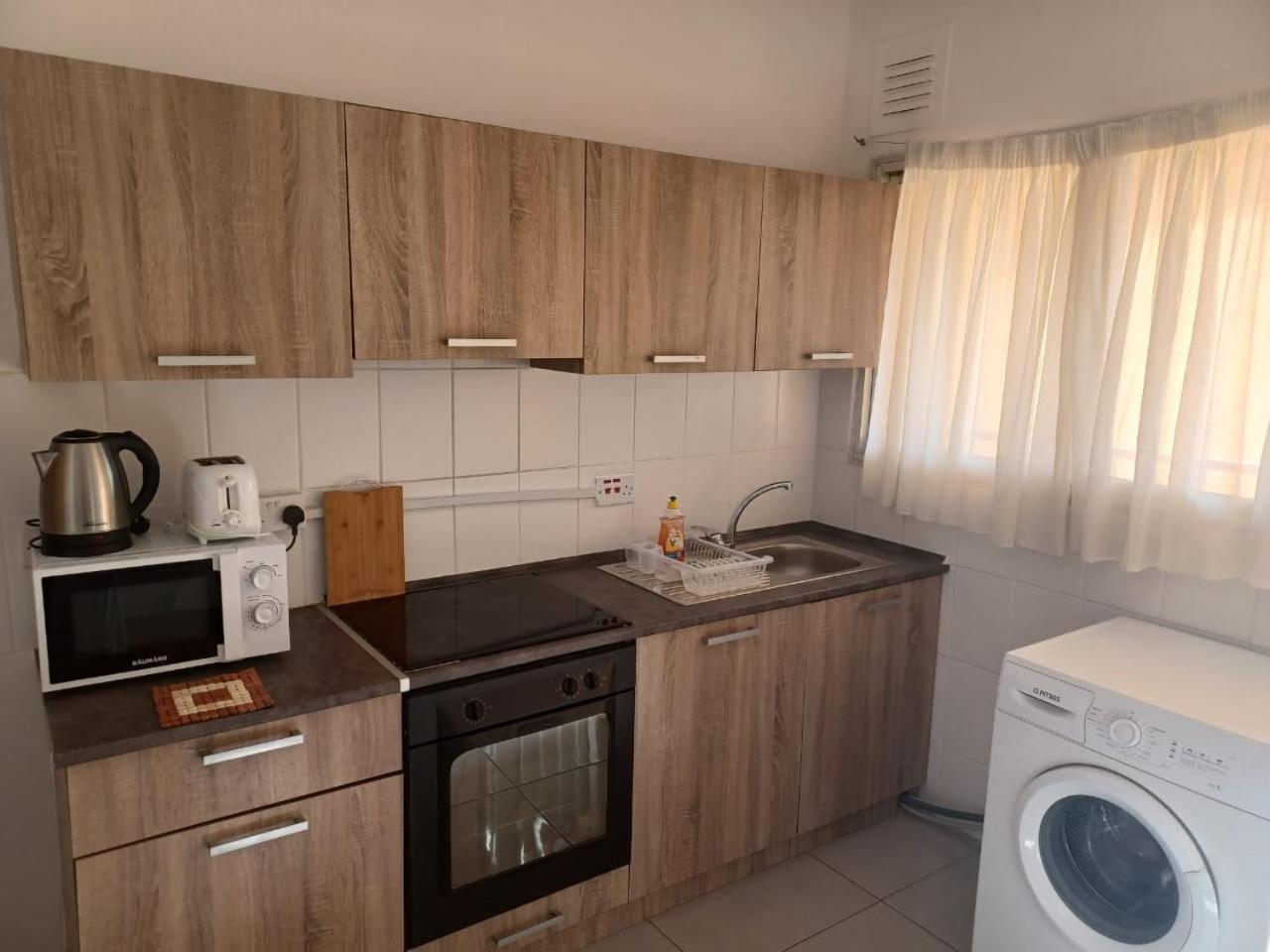 Terpsichore Holiday Apts Limassol Exterior photo