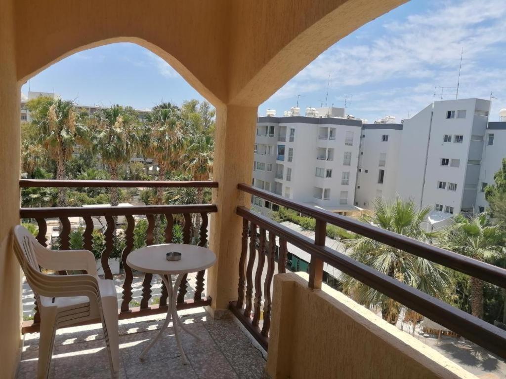 Terpsichore Holiday Apts Limassol Exterior photo