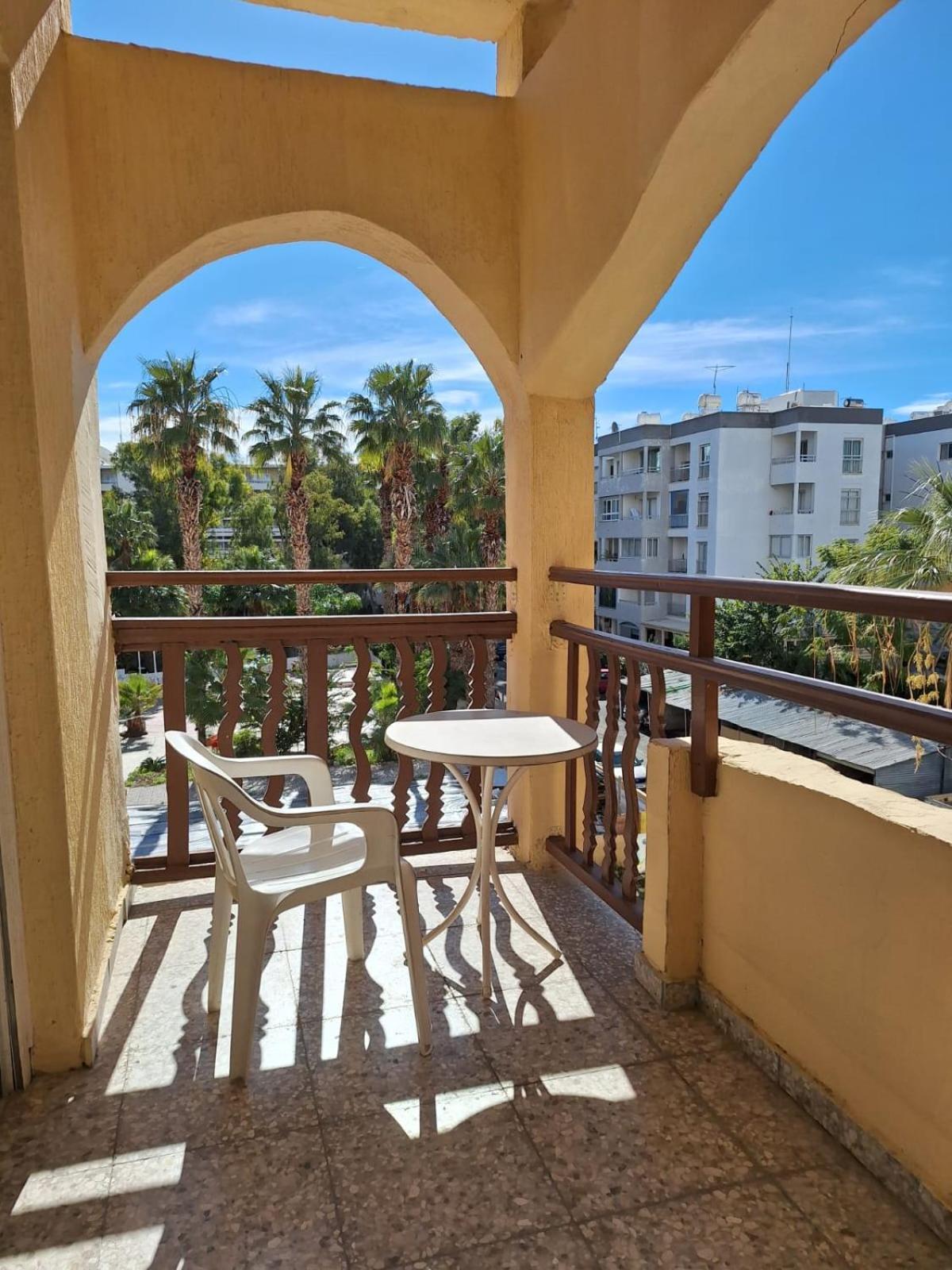 Terpsichore Holiday Apts Limassol Exterior photo